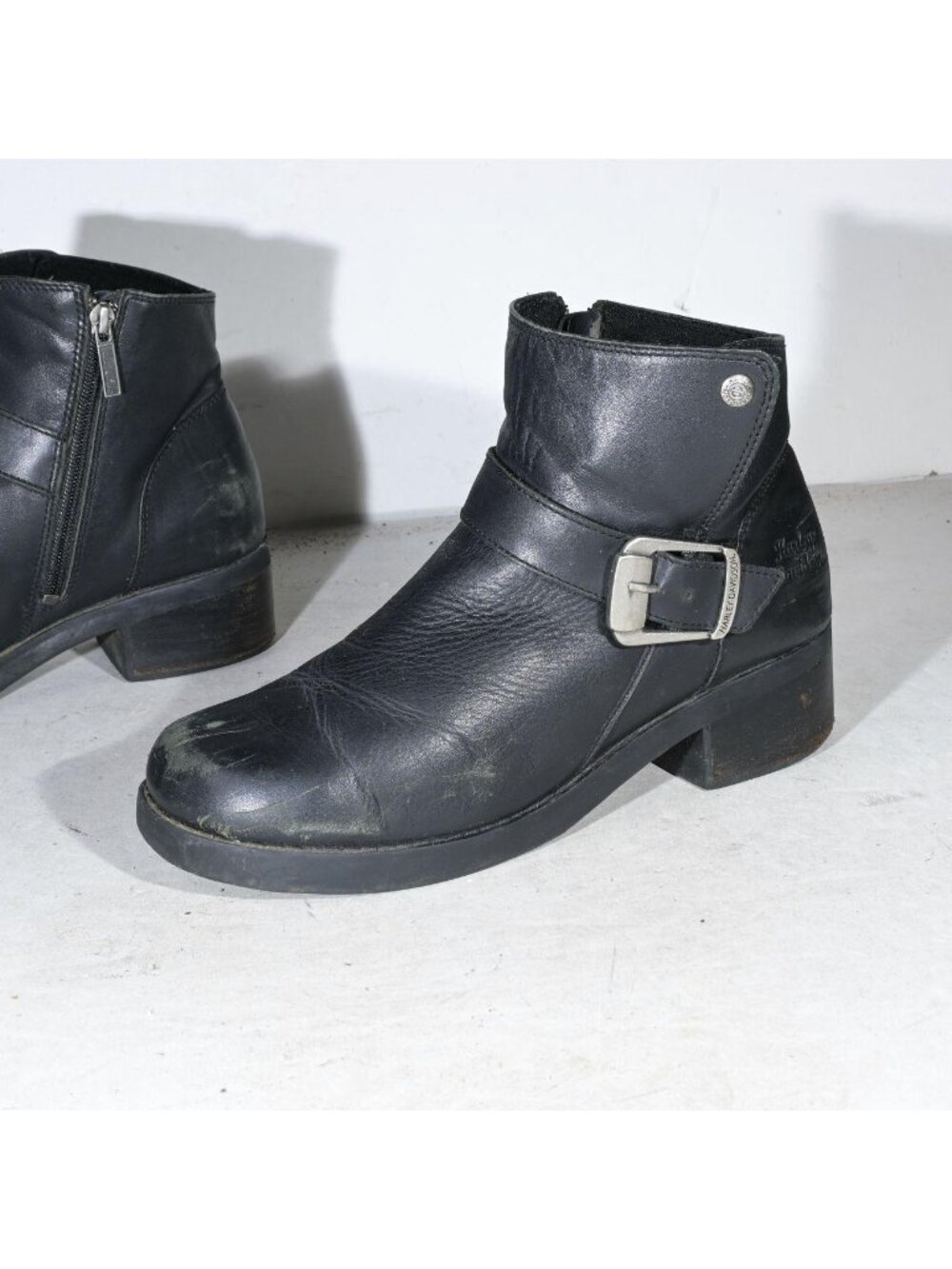 Harley Davidson Black Leather Engineer Ankle Boots Inside Zip Moto Biker Women's - Picture 2 of 7